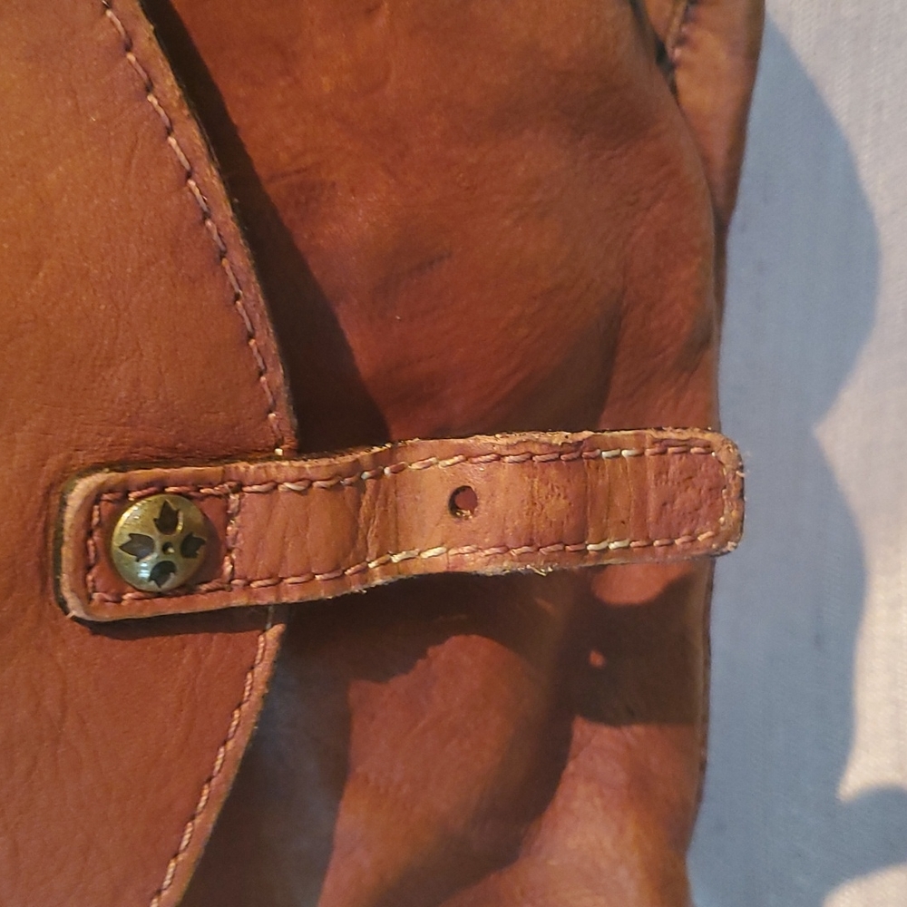 Patricia Nash Italian Leather Crossbody - image 5